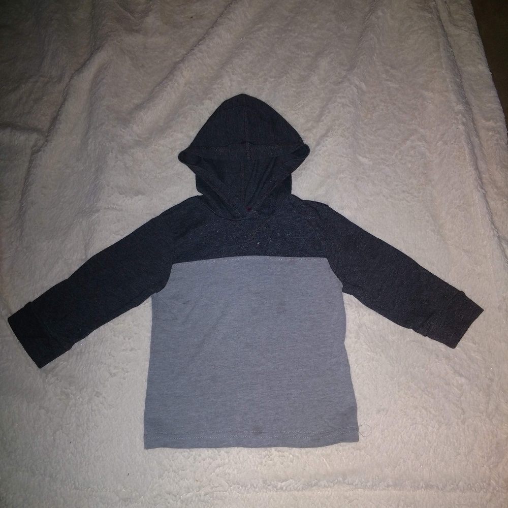 Boys 2t long sleeve t-shirt